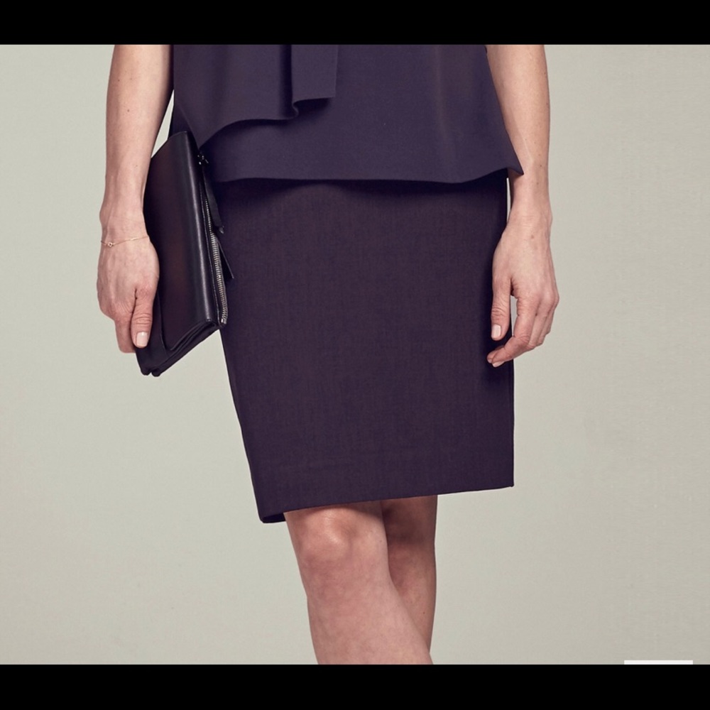 MM LaFleur Noho Skirt in Aubergine, Size 2
